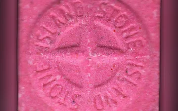 Stone Island pills (Ecstasy / MDMA)