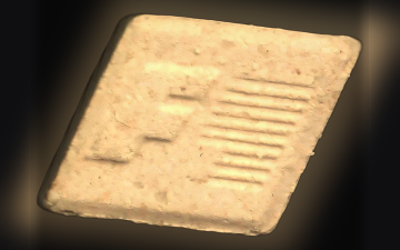 F1 pills (Ecstasy / MDMA)